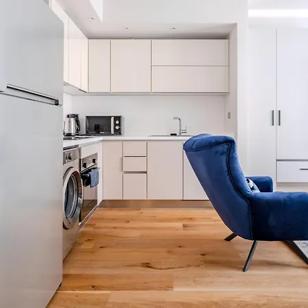 Modern 5 Min To Taksim Sq Near Metro *