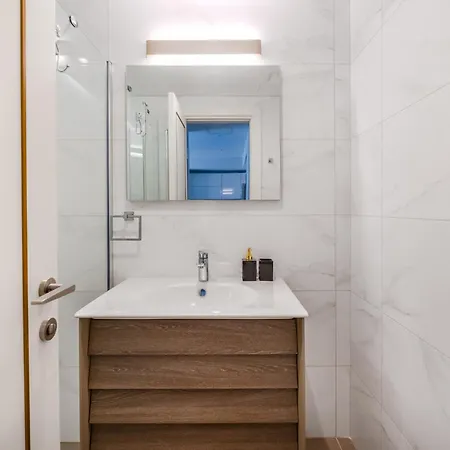 Modern 5 Min To Taksim Sq Near Metro 이스탄불